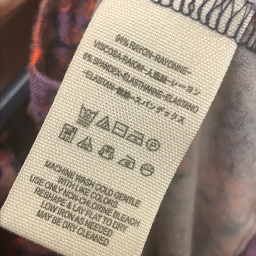 3/$20 Free People Floral Top - Picture 4 of 8